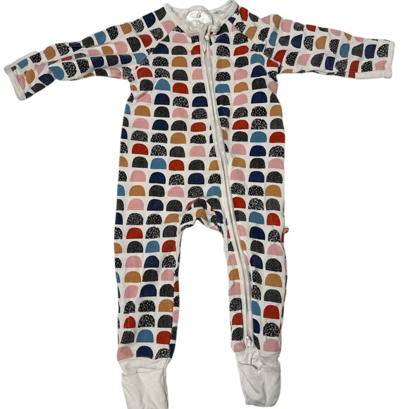 Tiny Kinfolk Zip Sleepers– Rainbow & Egg Print (Size 3-6/6-12mos)  [💥BUNDLE 2] - Picture 3 of 8